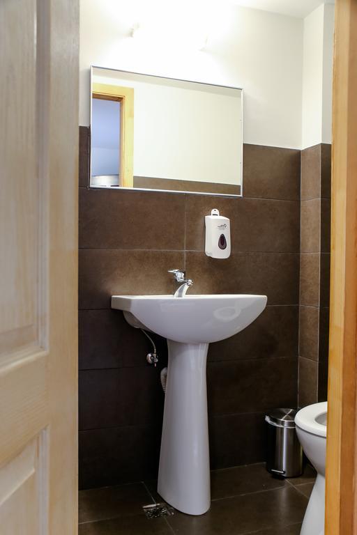 Anahouse Hotell Vişeu de Sus Rum bild